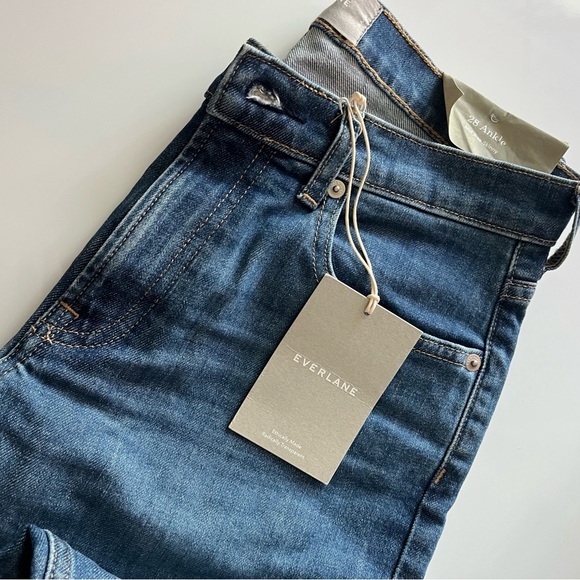 Everlane • NWT Mid Rise Skinny Classic Blue Ankle Jeans - Picture 3 of 10
